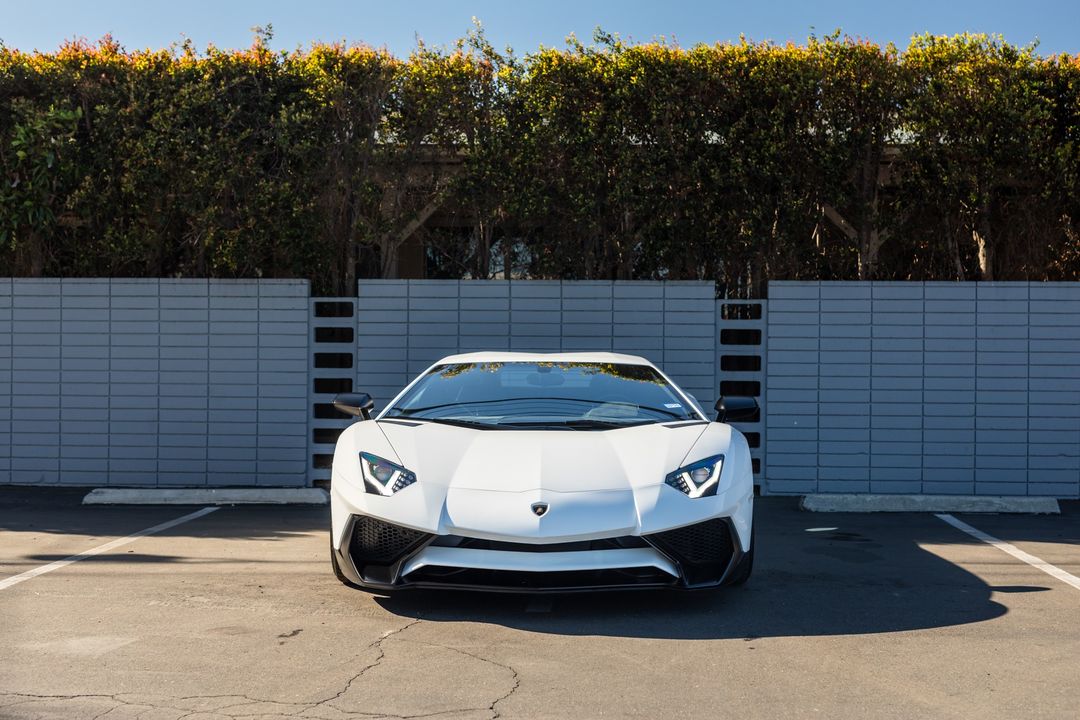 2016 Lamborghini Aventador