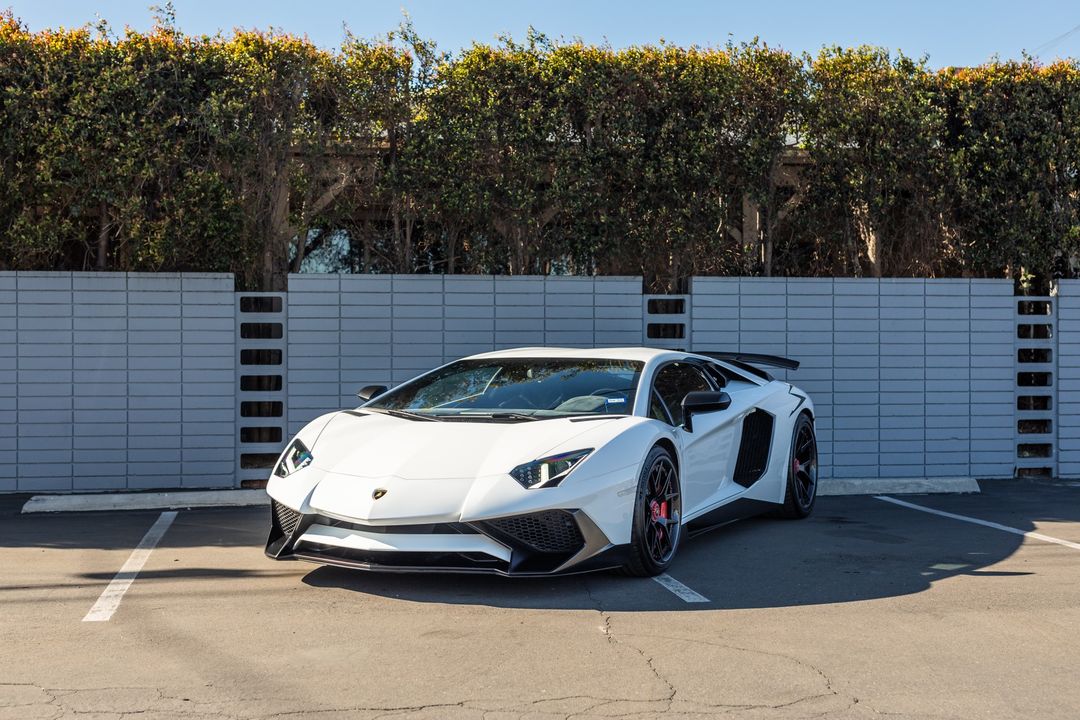 2016 Lamborghini Aventador