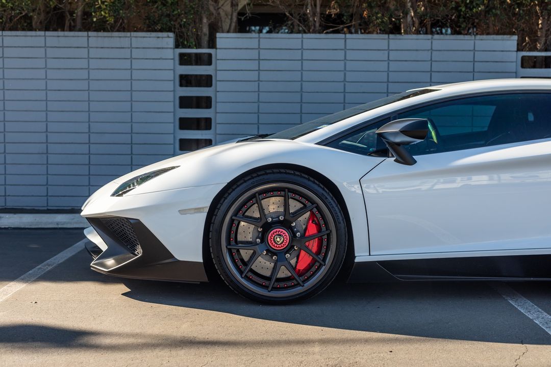 2016 Lamborghini Aventador