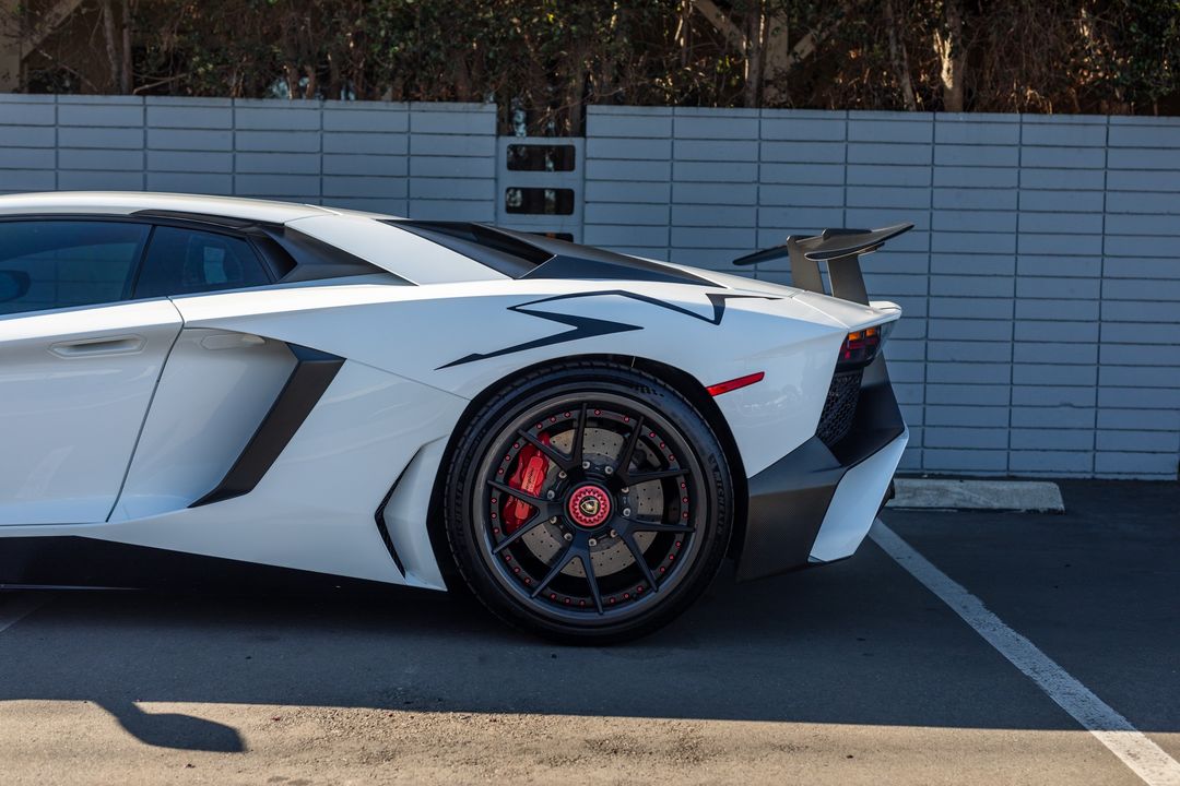 2016 Lamborghini Aventador