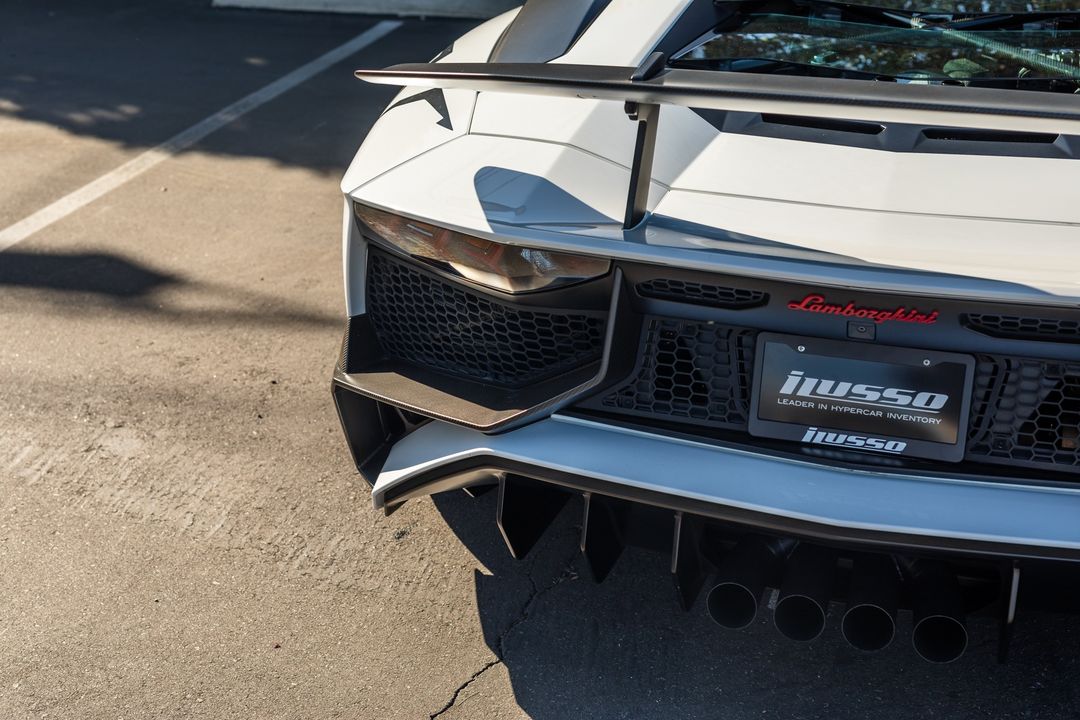 2016 Lamborghini Aventador
