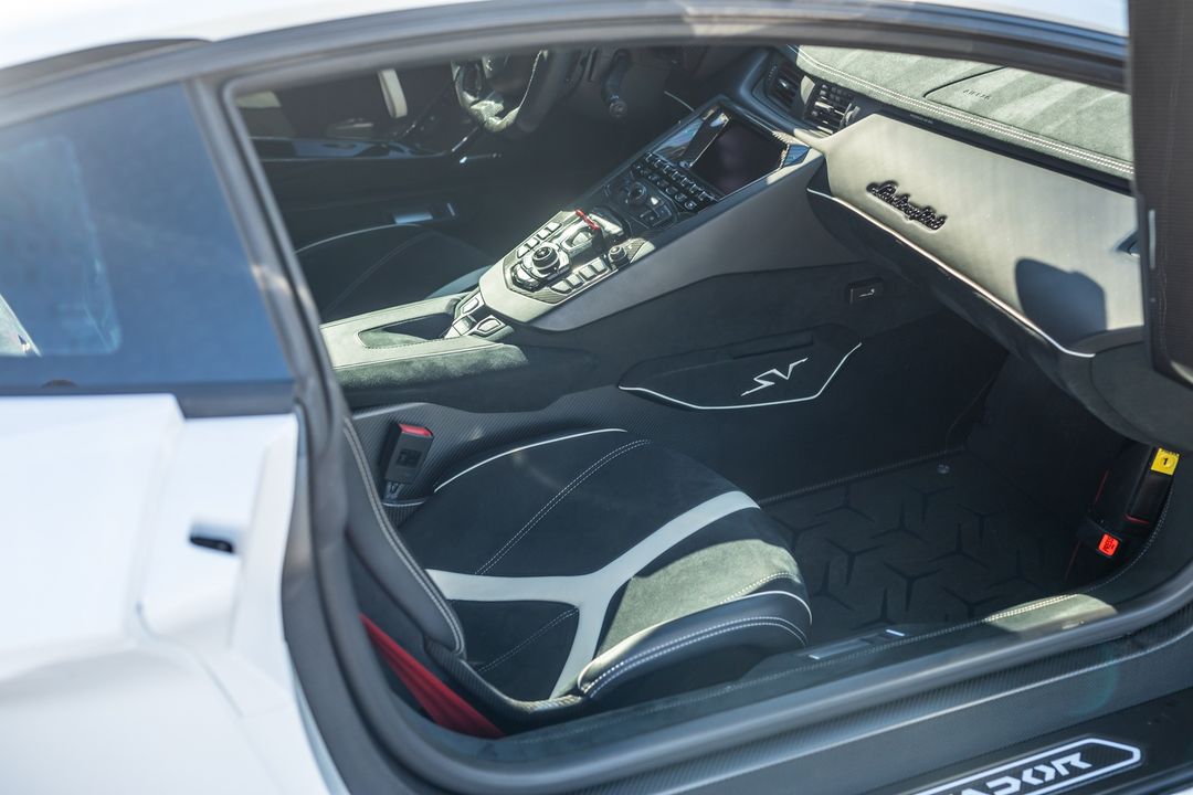 2016 Lamborghini Aventador