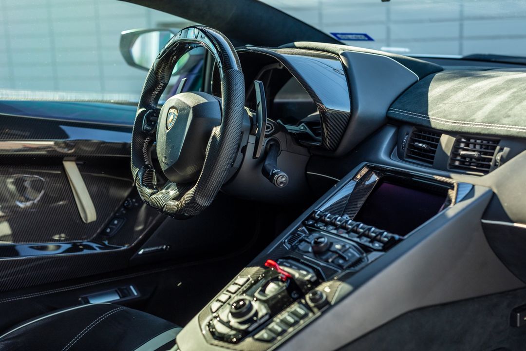 2016 Lamborghini Aventador