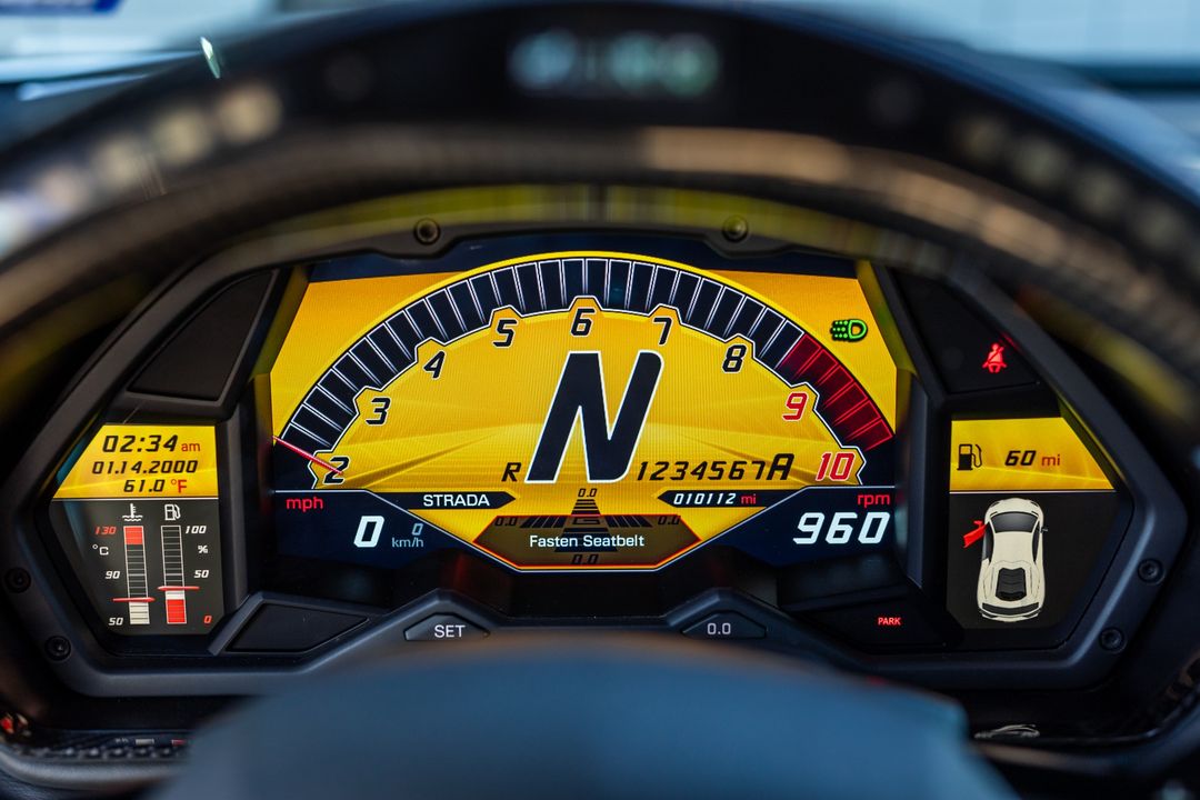 2016 Lamborghini Aventador