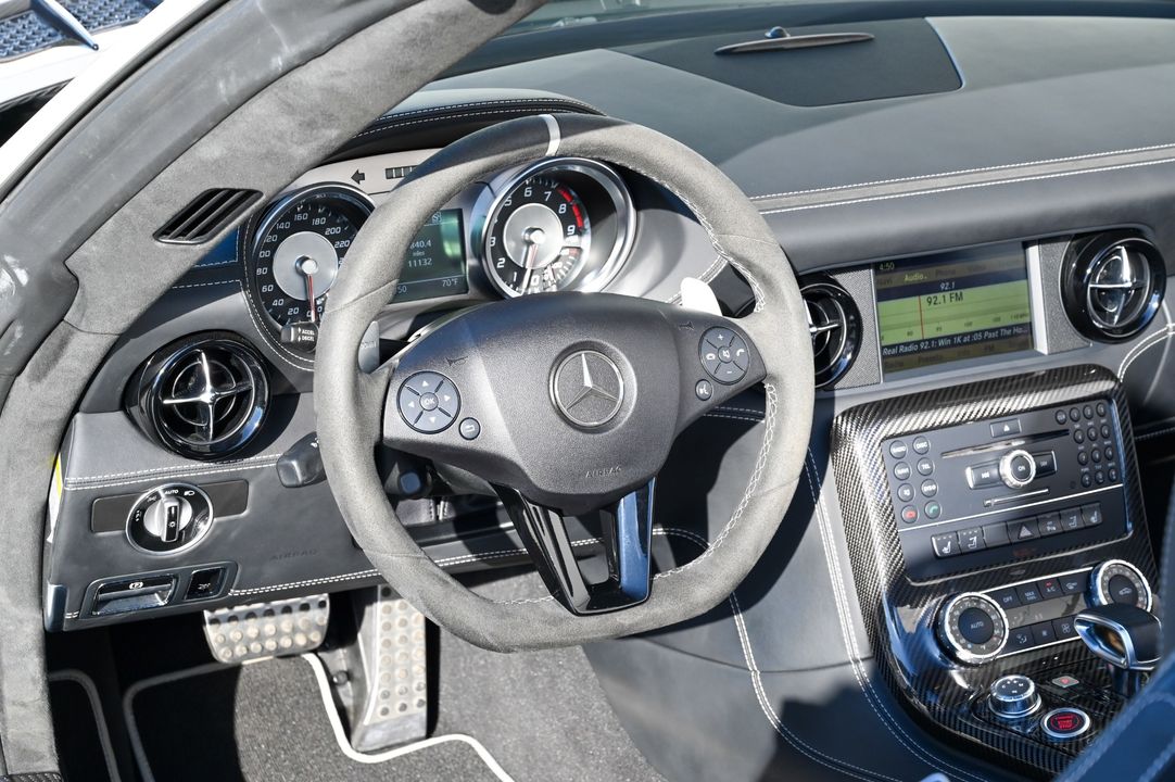 2015 Mercedes-Benz SLS AMG
