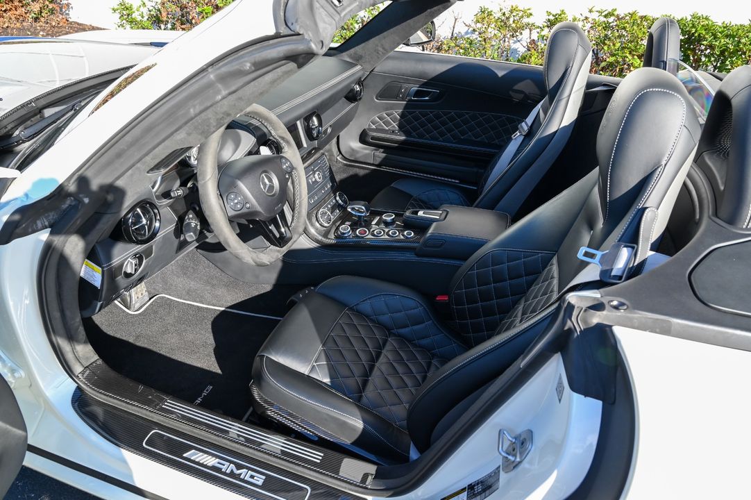 2015 Mercedes-Benz SLS AMG