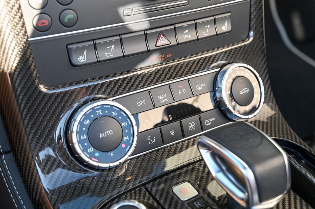 2015 Mercedes-Benz SLS AMG