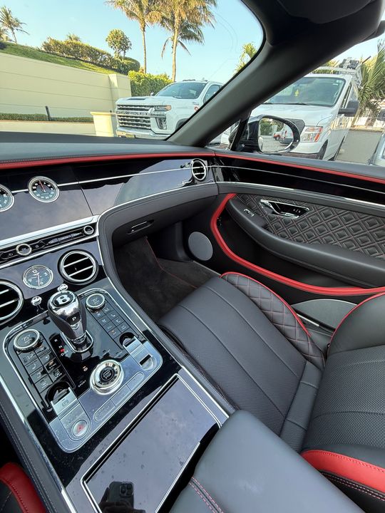 2022 Bentley Continental