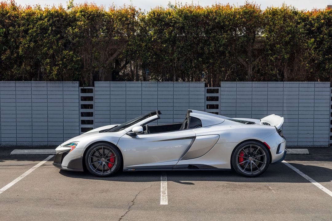 2016 McLaren 675LT Spider