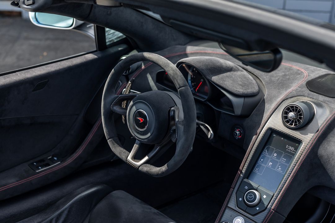2016 McLaren 675LT Spider