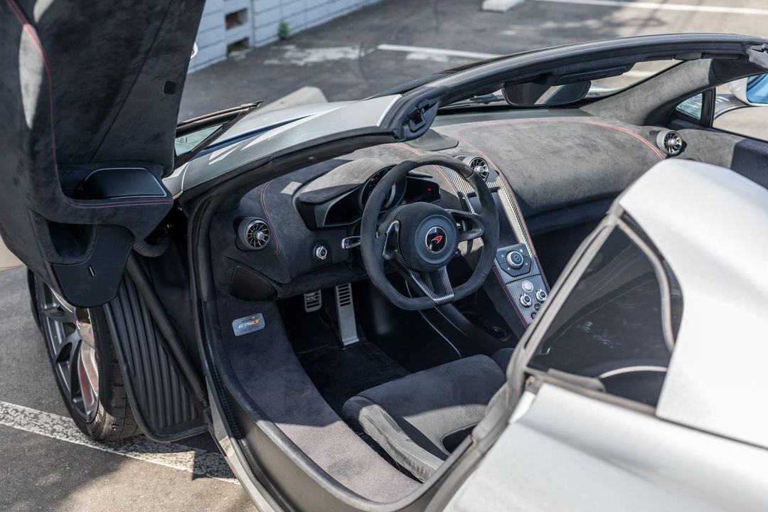 2016 McLaren 675LT Spider
