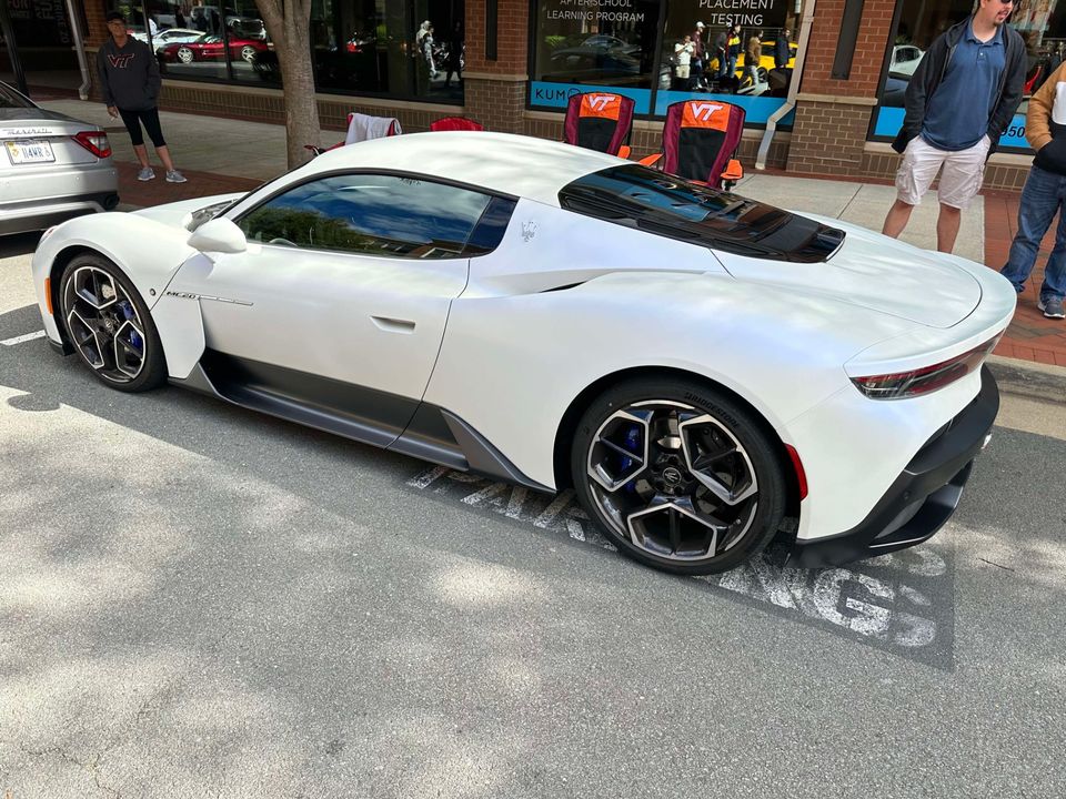 2022 Maserati MC20
