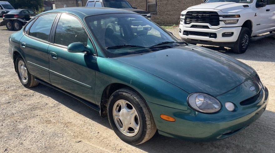 1997 Ford Taurus