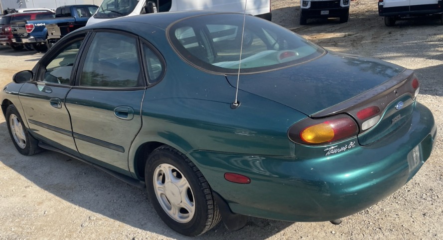 1997 Ford Taurus