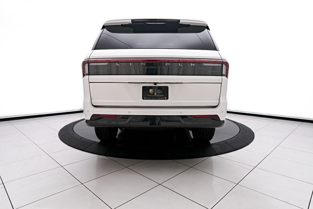 2025 Lincoln Navigator