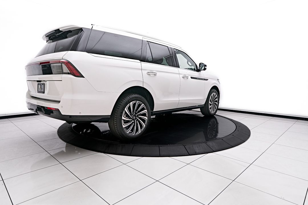 2025 Lincoln Navigator