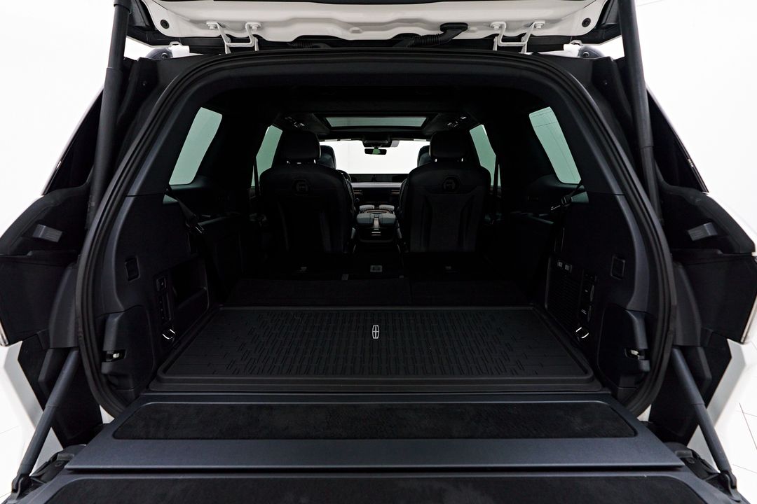 2025 Lincoln Navigator