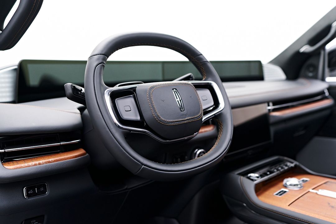2025 Lincoln Navigator