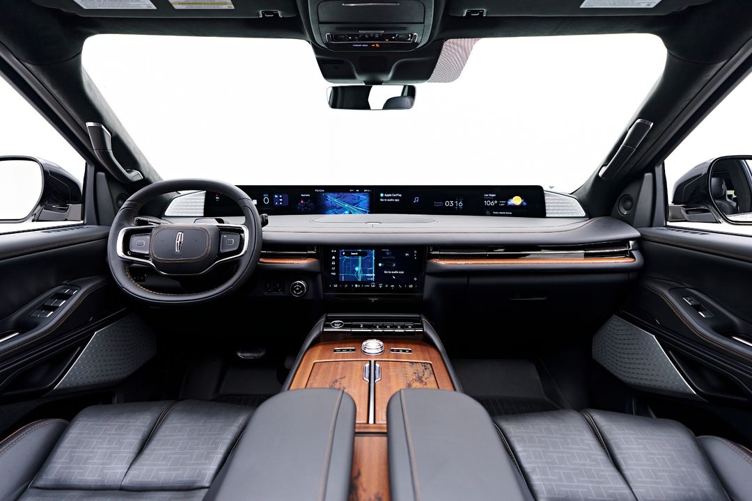 2025 Lincoln Navigator