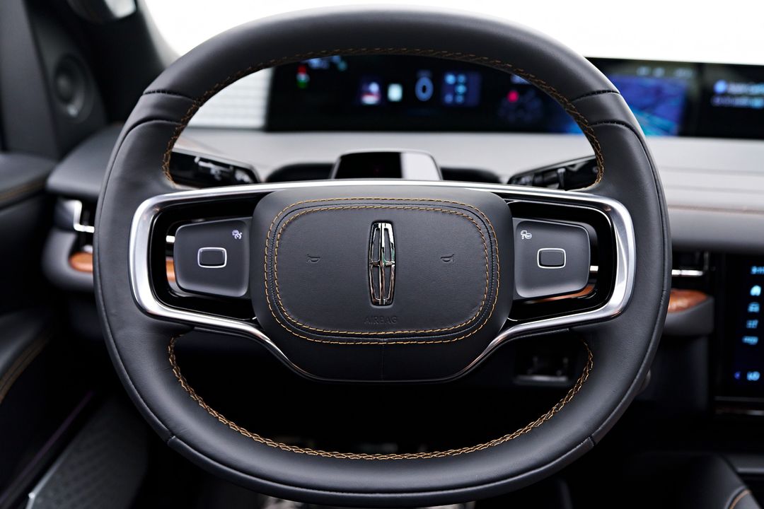 2025 Lincoln Navigator