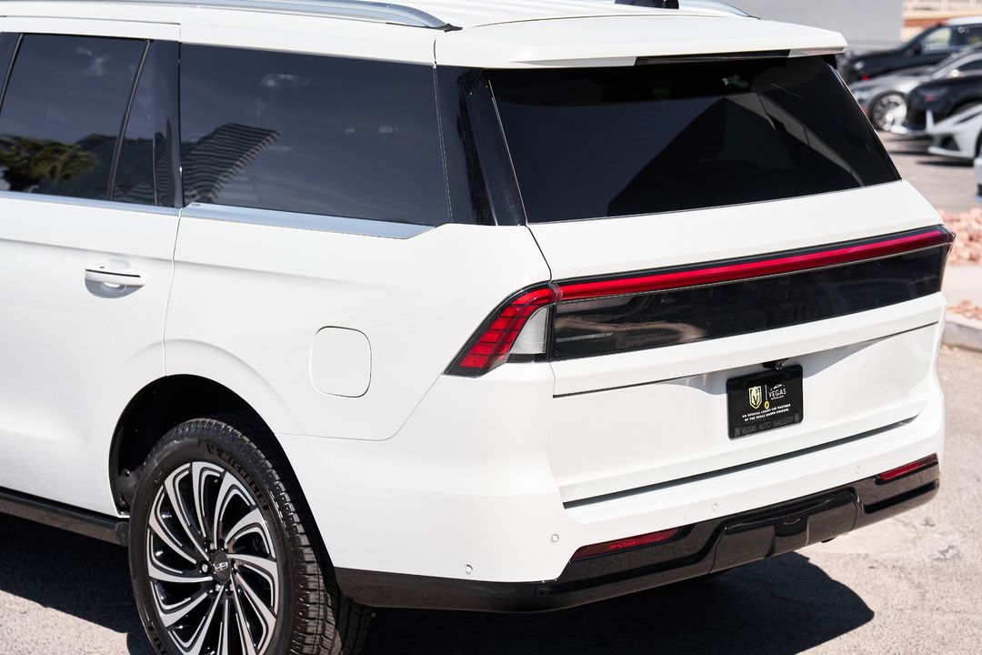 2025 Lincoln Navigator