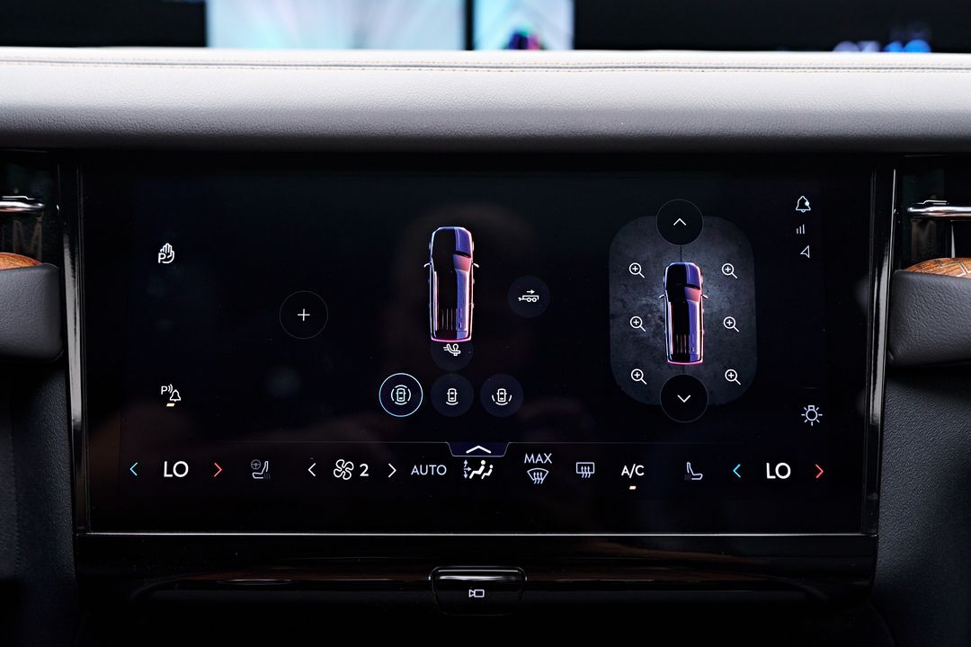 2025 Lincoln Navigator