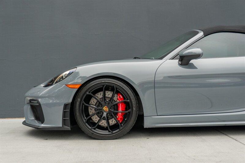 2023 Porsche 718 Boxster