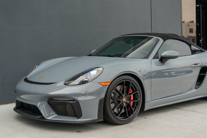 2023 Porsche 718 Boxster