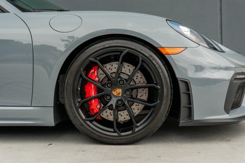 2023 Porsche 718 Boxster
