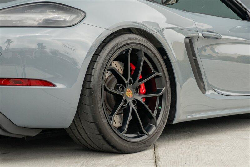 2023 Porsche 718 Boxster