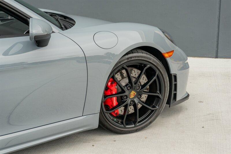 2023 Porsche 718 Boxster