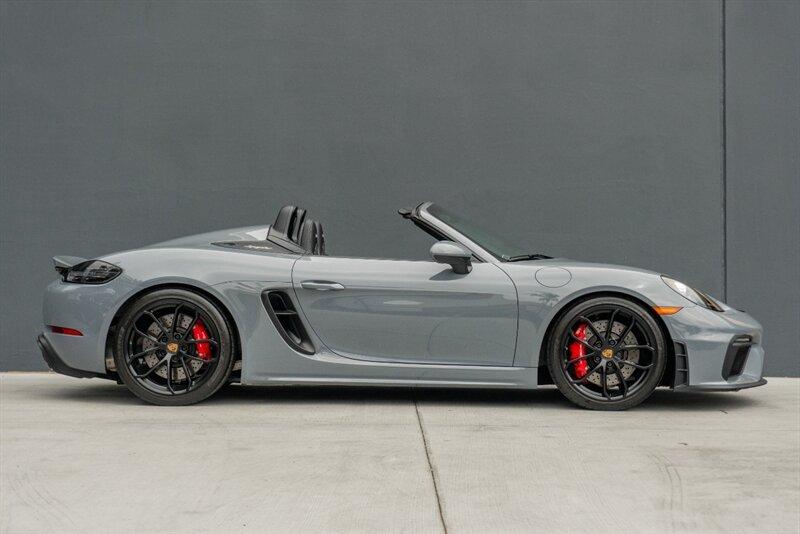2023 Porsche 718 Boxster