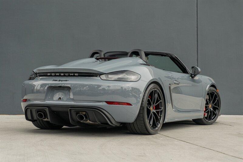 2023 Porsche 718 Boxster