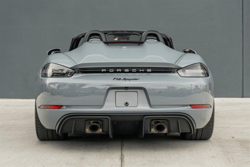 2023 Porsche 718 Boxster