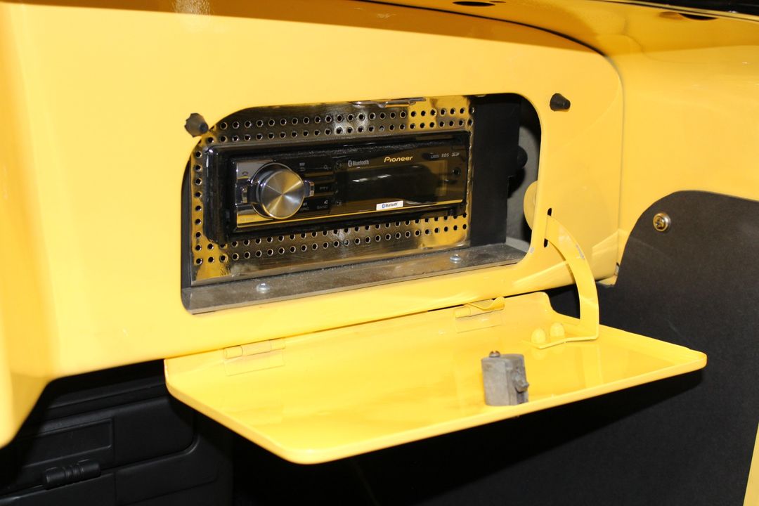 1951 Willys-Overland Jeepster