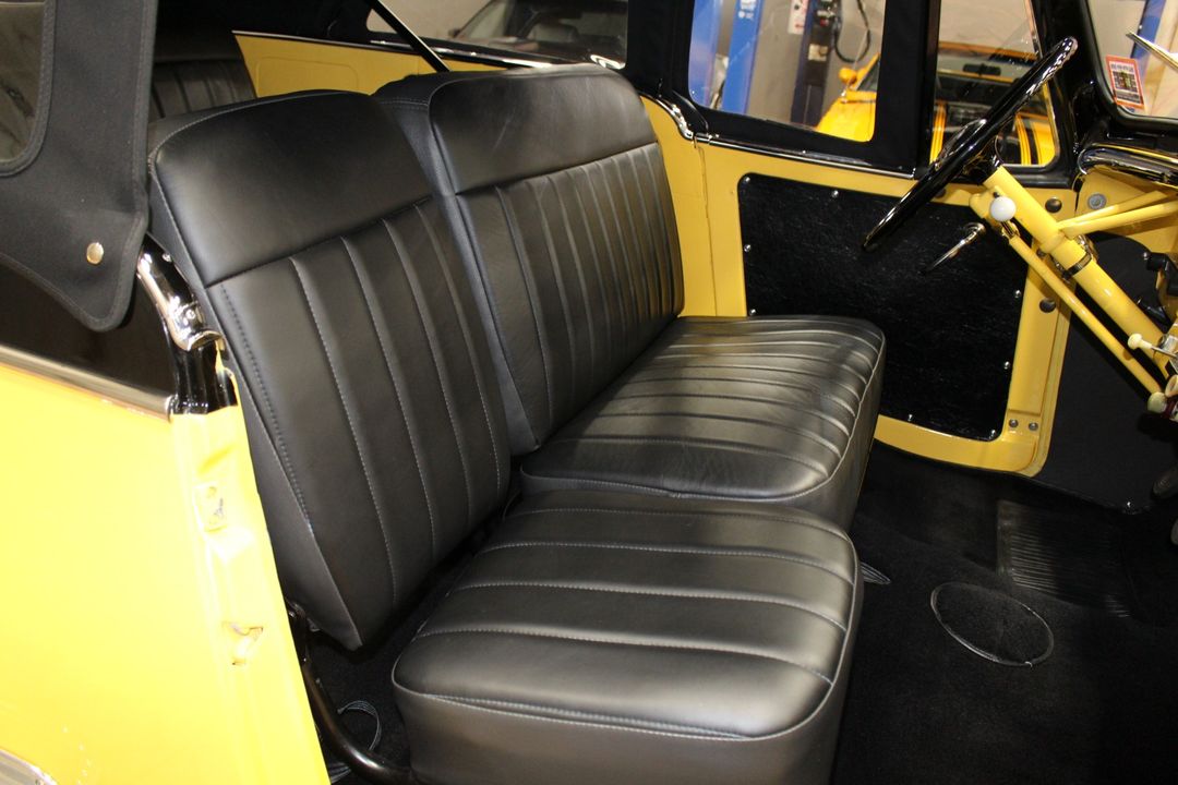 1951 Willys-Overland Jeepster