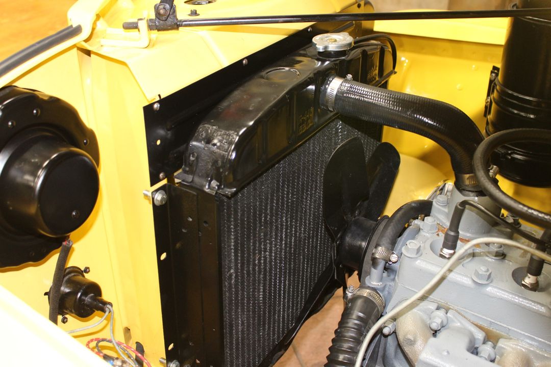 1951 Willys-Overland Jeepster