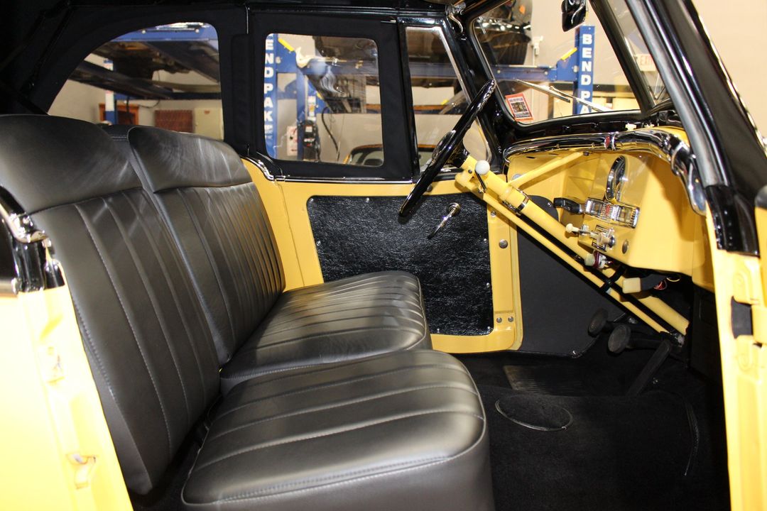 1951 Willys-Overland Jeepster