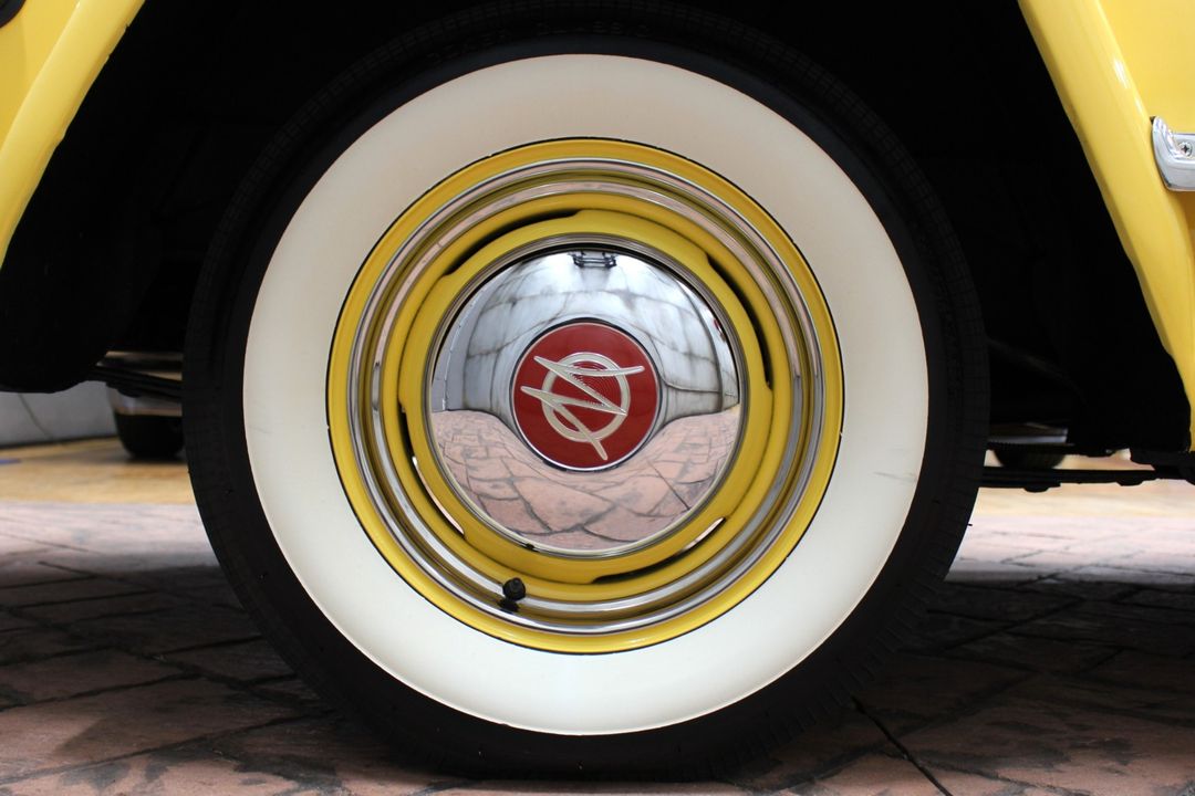 1951 Willys-Overland Jeepster