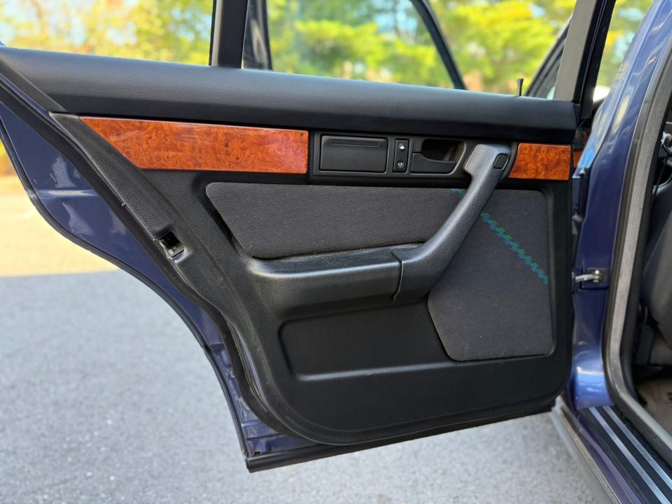 1990 BMW Alpina B10