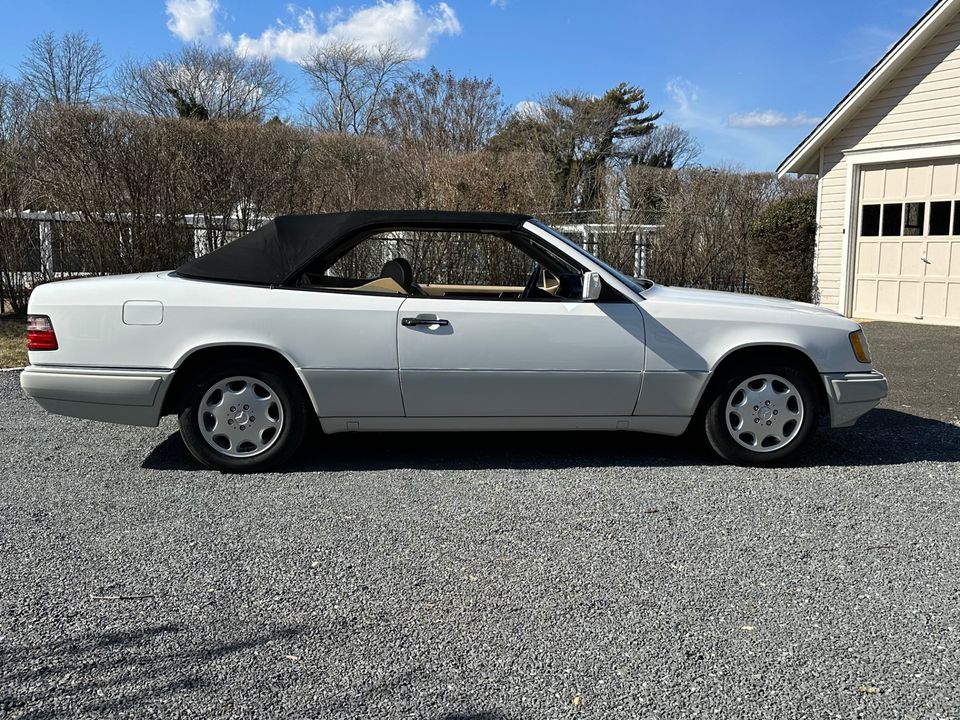 1995 Mercedes-Benz E320 Convertible
