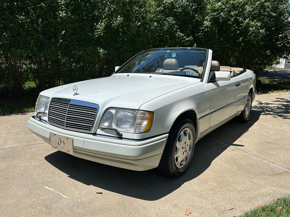 1995 Mercedes-Benz E320 Convertible