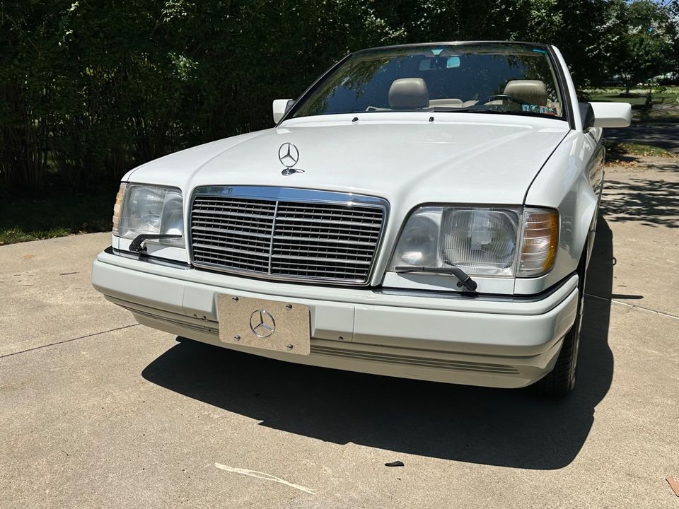 1995 Mercedes-Benz E320 Convertible