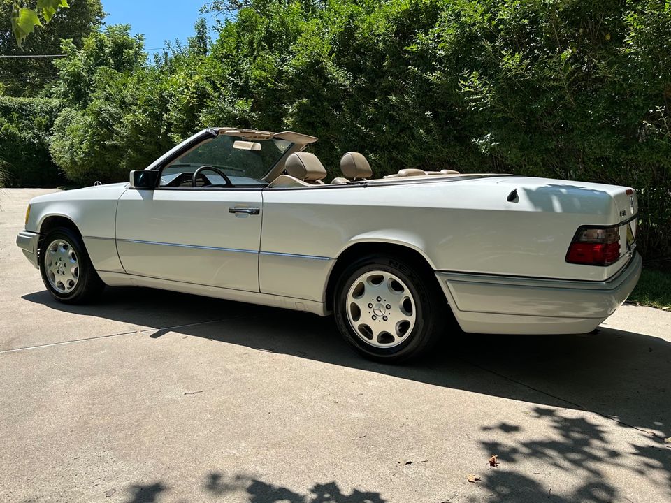 1995 Mercedes-Benz E320 Convertible