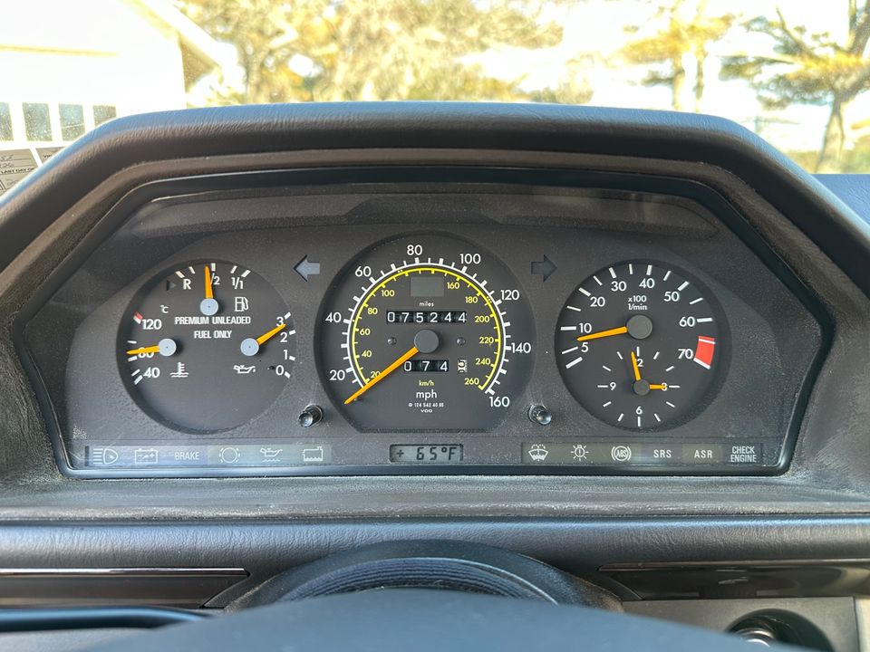 1995 Mercedes-Benz E320 Convertible