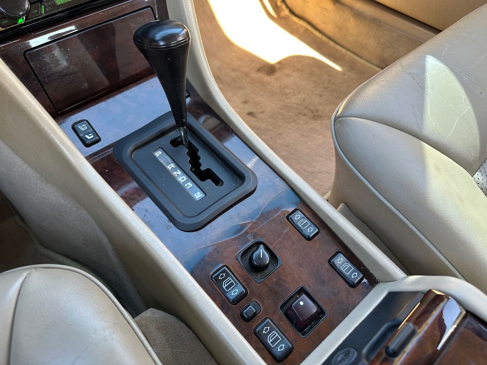 1995 Mercedes-Benz E320 Convertible