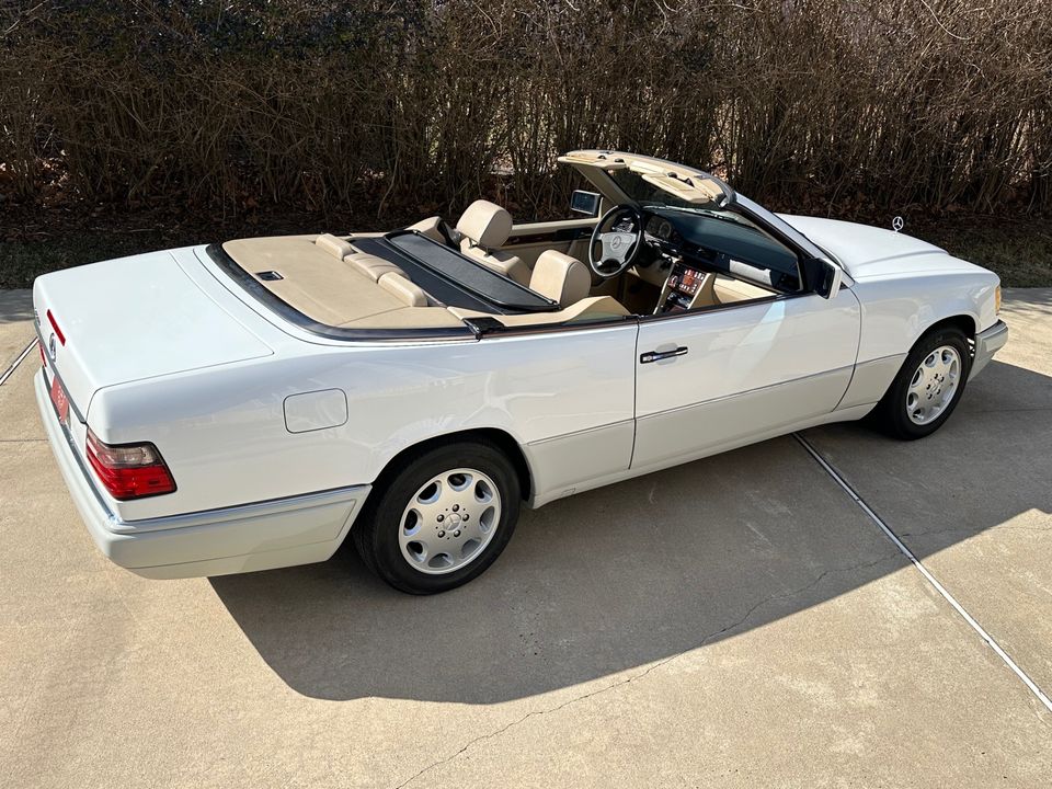 1995 Mercedes-Benz E320 Convertible