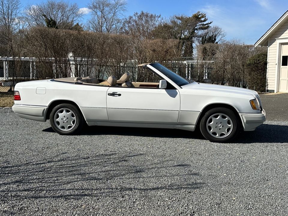 1995 Mercedes-Benz E320 Convertible