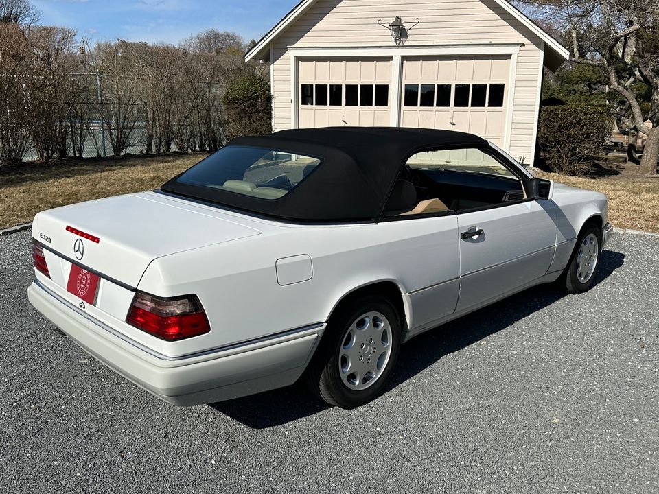 1995 Mercedes-Benz E320 Convertible