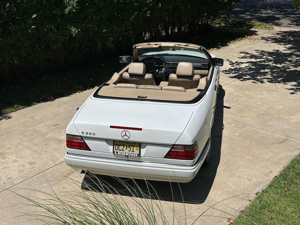 1995 Mercedes-Benz E320 Convertible